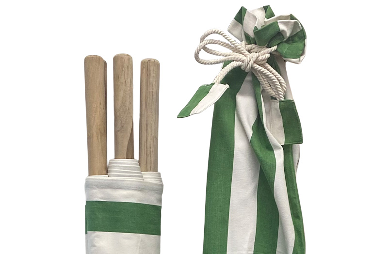 Green and White Stripe 5 Pole Beach Windbreaks with Carry Bag